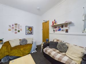 living room - click for photo gallery